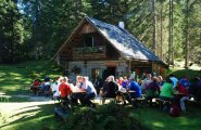 © kraft | Entdecken Sie Almspezialitäten beim großen Schmankerlfest bei der Badstubnhütte!