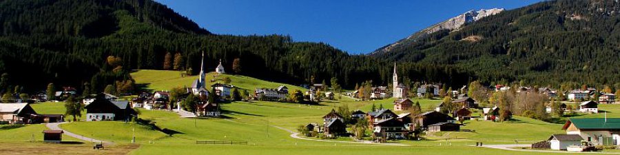 Herbstliche Impressionen aus Gosau - &copy; netwerkstatt/Kraft