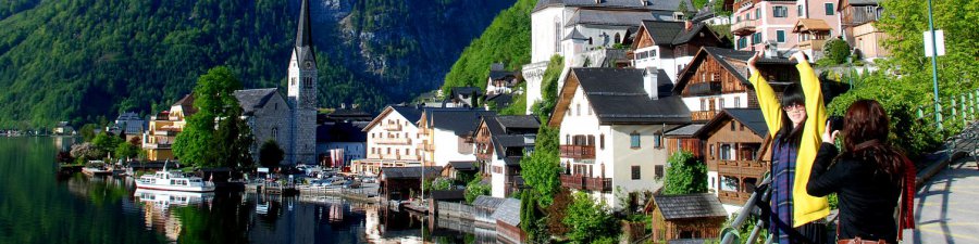 Hallstatt: Millionenfach fotografiert – einmal kopiert – nie erreicht - &copy; Kraft
