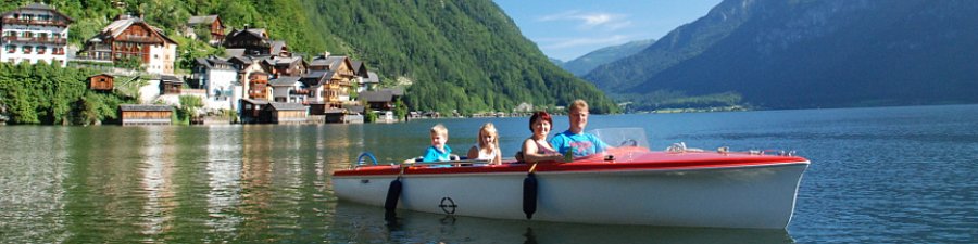 Mit dem Elektroboot den Hallstättersee entdecken! - &copy; Kraft
