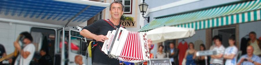 Das Konzert-Highlight des Sommers: Hubert von Goisern in Hallstatt – Großes Open-air-Konzert am 9. 12. 2012