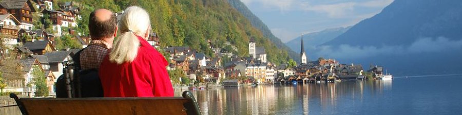 Erster Blick für viele Besucher die nach Hallstatt kommen - &copy; Kraft