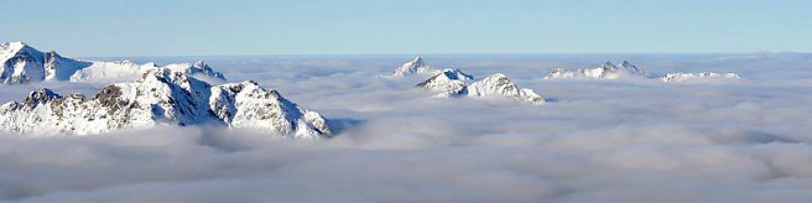 Winterurlaub in Obertraun: Über den Wolken,... - © Jansen