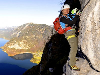 © Outdoor Leadership  | Seewandklettersteig beim Klettern im Salzkammergut. Klettersteige on Gosau bei einem Kletterurlaub in der UNESCO Welterberegion Hallstatt Dachstein Salzkammergut