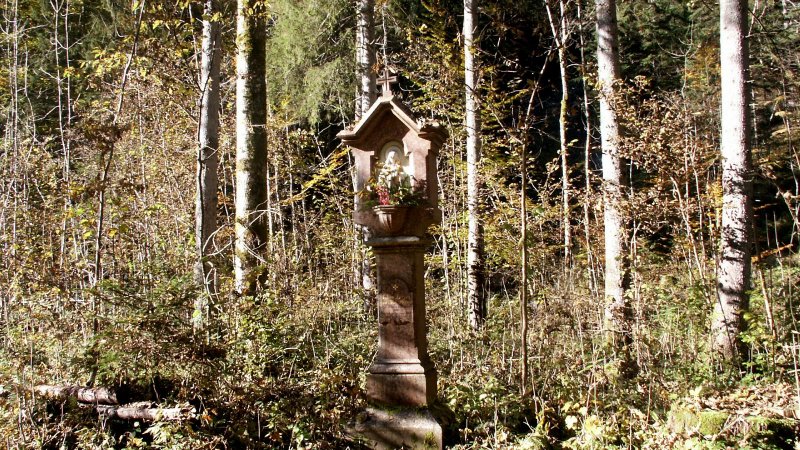 © Singer | Sehenswertes in Hallstatt im Salzkammergut in Österreich: Denkmal San Marco im Echerntal