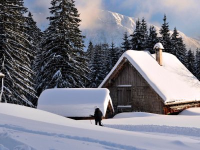 © Jansen | Winterwandern in Gosau & Bad Goisern am Hallstättersee bei einem Urlaub im Schnee in der UNESCO Welterberegion Hallstatt Dachstein Salzkammergut