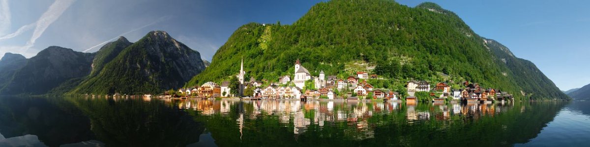 Vacation in Austria: Hallstatt on Lake Hallstatt - © Kraft