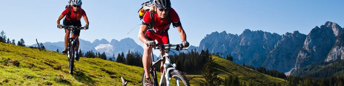 Österreichs beliebtester Mountainbiketour: die  “Dachsteinrunde“ - © OÖ.Tourismus/Erber